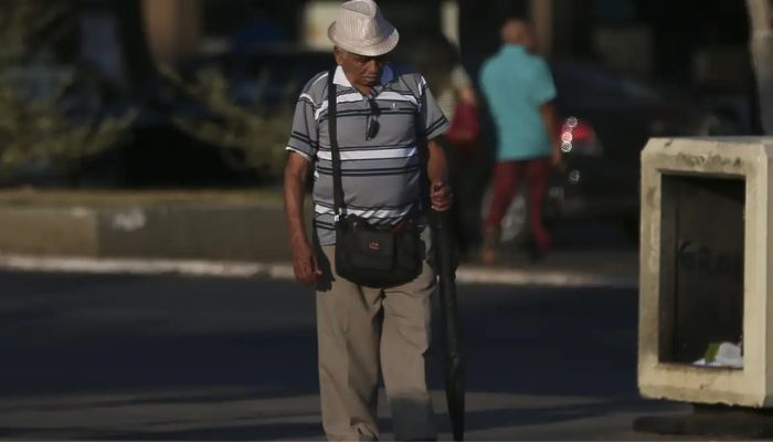 Junho Violeta alerta população sobre violência contra a pessoa idosa
